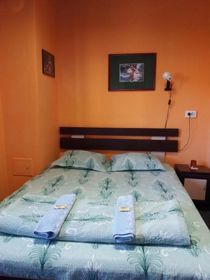 Стаи За Гости Ореха Троян Private Rooms Oreha Kültér fotó